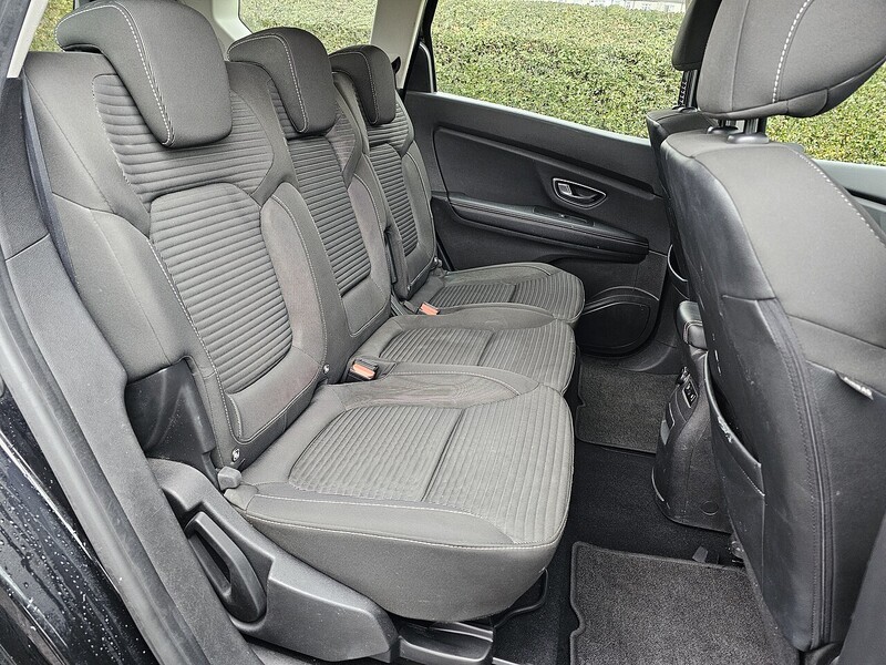 Used Renault Grand Scenic 2019 for sale - 77399914: Photo 39