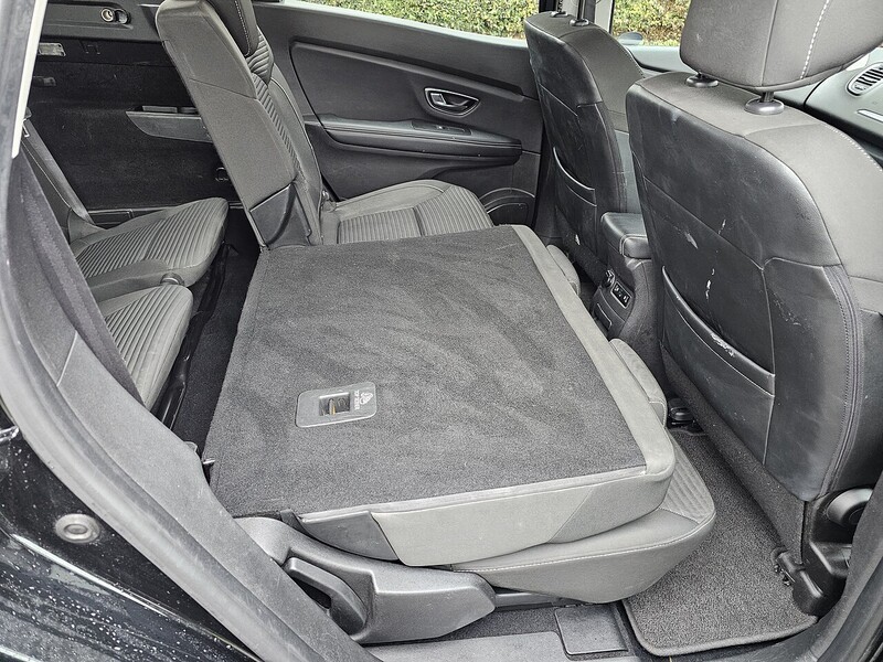 Used Renault Grand Scenic 2019 for sale - 77399914: Photo 40