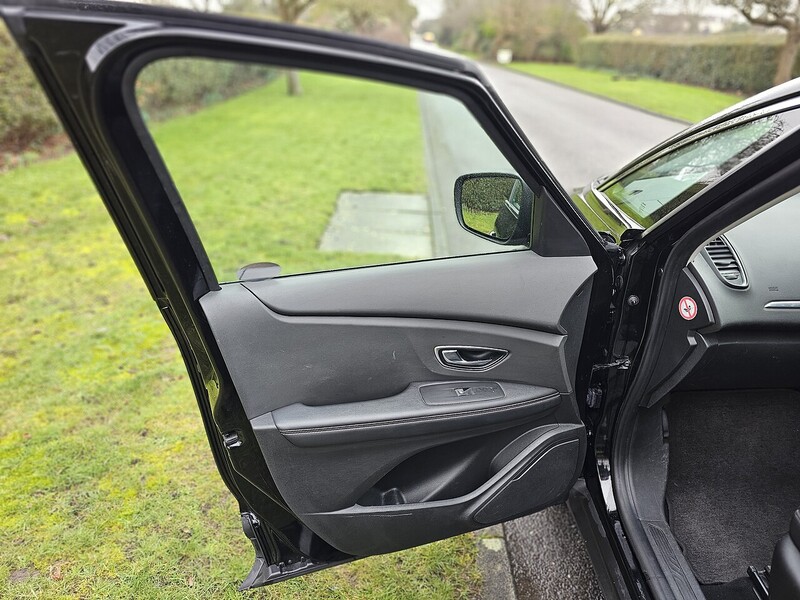 Used Renault Grand Scenic 2019 for sale - 77399914: Photo 47