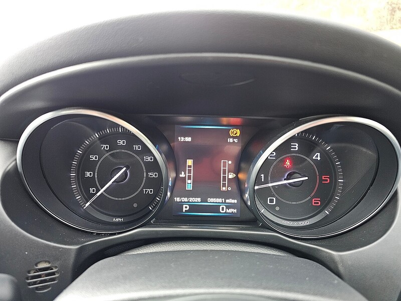 Used Jaguar XE 2015 for sale - 76859855: Photo 10