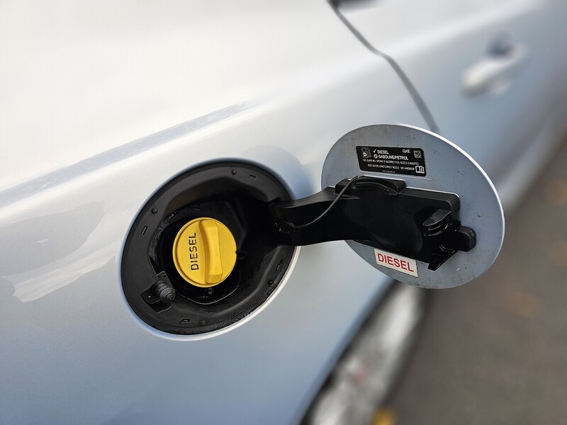 Used Jaguar XE 2015 for sale - 76859855: Photo 45