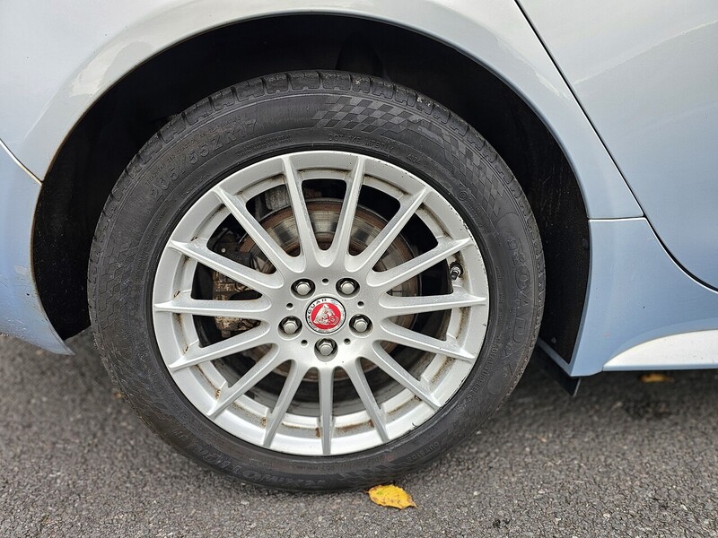 Used Jaguar XE 2015 for sale - 76859855: Photo 47