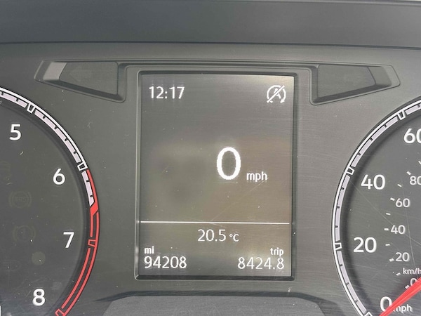 Used Volkswagen T-Roc 2019 for sale - 76102094: Photo 14
