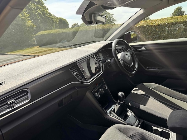 Used Volkswagen T-Roc 2019 for sale - 76102094: Photo 17