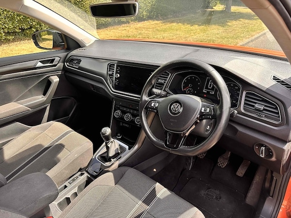 Used Volkswagen T-Roc 2019 for sale - 76102094: Photo 21