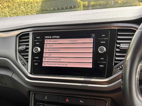 Used Volkswagen T-Roc 2019 for sale - 76102094: Photo 38