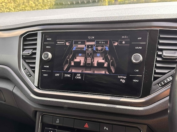 Used Volkswagen T-Roc 2019 for sale - 76102094: Photo 39