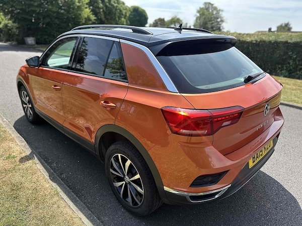 Used Volkswagen T-Roc 2019 for sale - 76102094: Photo 7