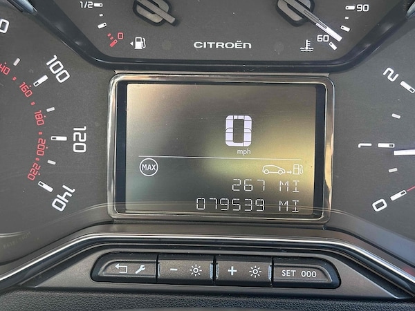 Used Citroen C3 2018 for sale - 75238694: Photo 14