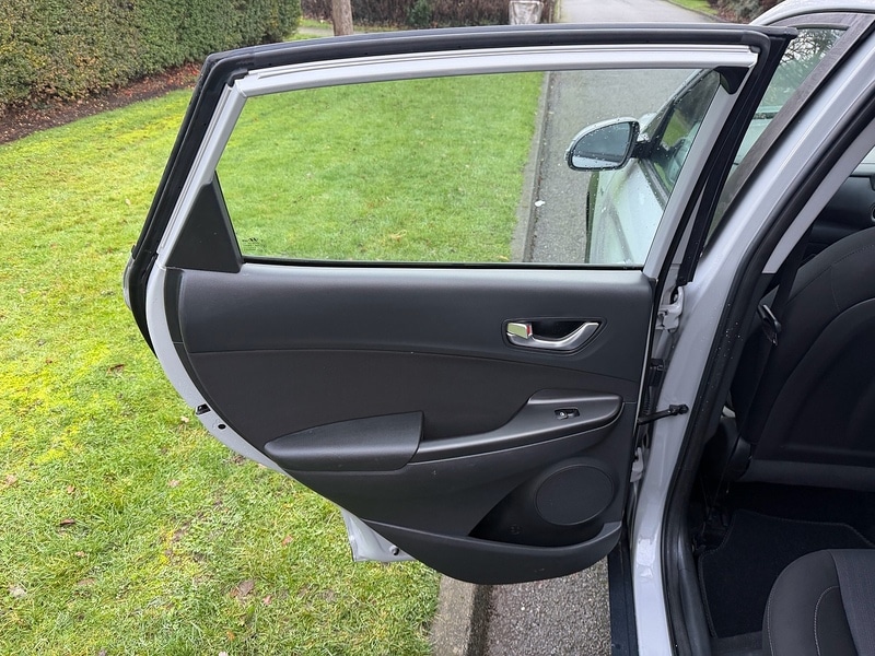 Used Hyundai KONA 2022 for sale - 77044530: Photo 30