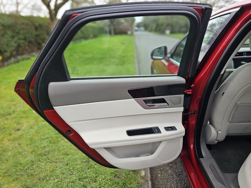 Used Jaguar XF for sale - 77700807: Photo 43