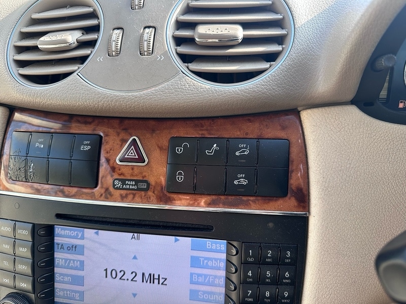 Used Mercedes-Benz CLK 2005 for sale - 77758544: Photo 29