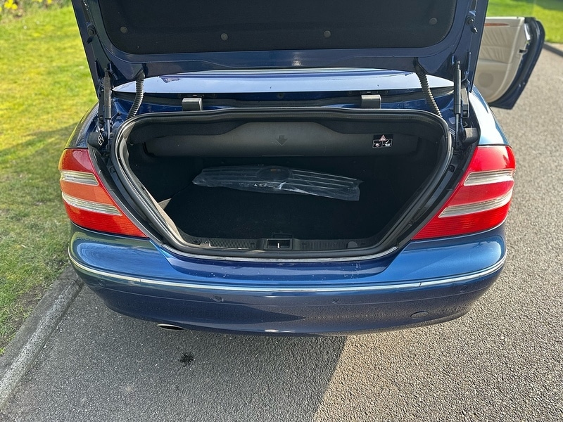 Used Mercedes-Benz CLK 2005 for sale - 77758544: Photo 38