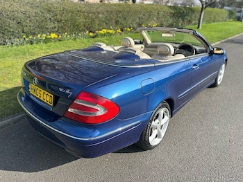 Used Mercedes-Benz CLK 2005 for sale - 77758544: Photo
