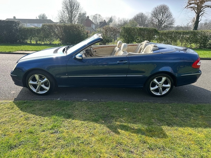 Used Mercedes-Benz CLK 2005 for sale - 77758544: Photo 9