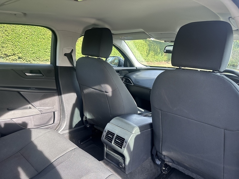 Used Jaguar XE 2017 for sale - 77579537: Photo 22