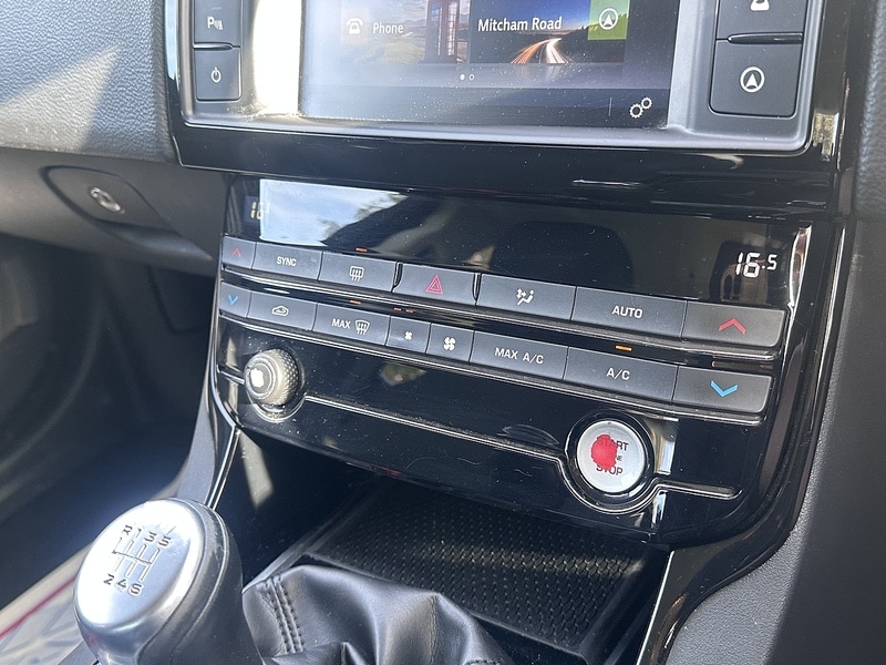 Used Jaguar XE 2017 for sale - 77579537: Photo 30