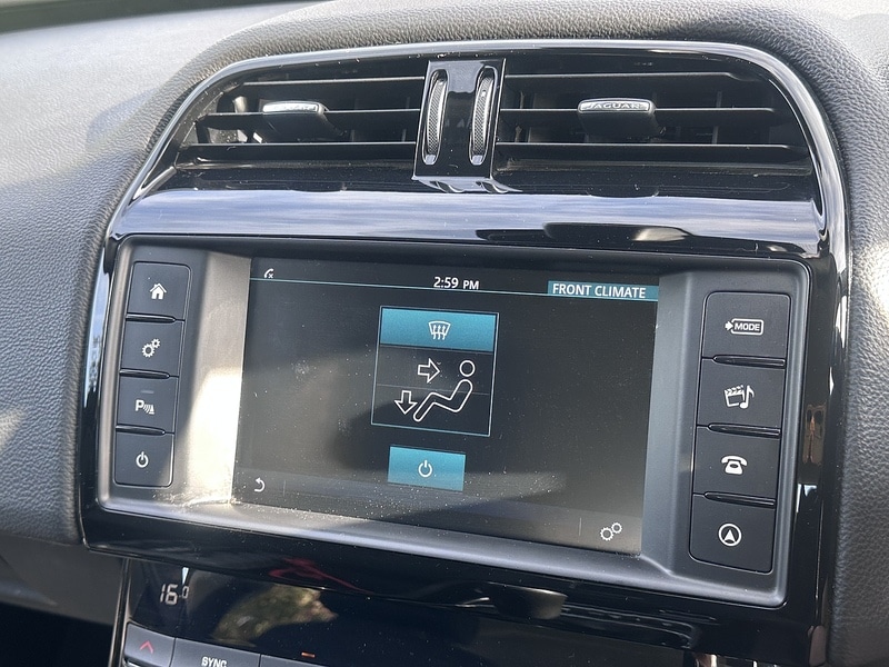 Used Jaguar XE 2017 for sale - 77579537: Photo 37