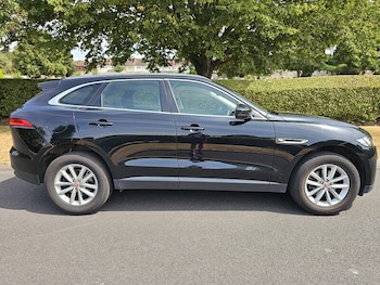 Used Jaguar F-Pace 2017 for sale - 79329600: Photo