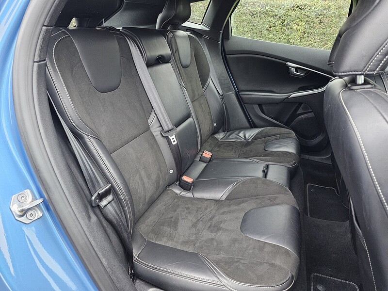 Used Volvo V40 2016 for sale - 77147740: Photo 30