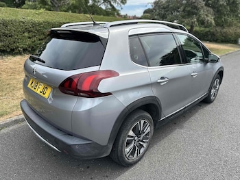 Used Peugeot 2008 2018 for sale - 75908741: Photo