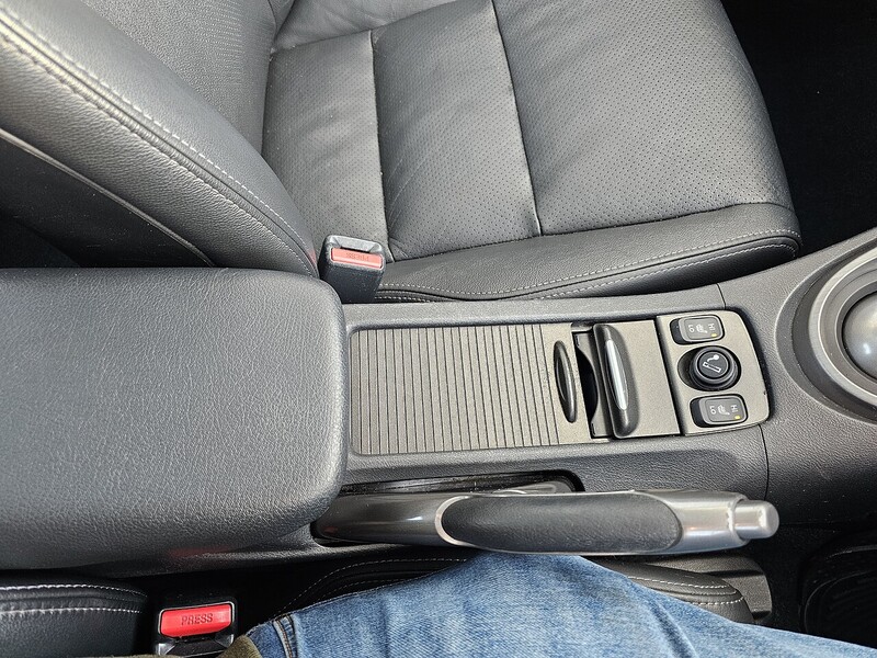 Used Honda Civic 2010 for sale - 76945289: Photo 19