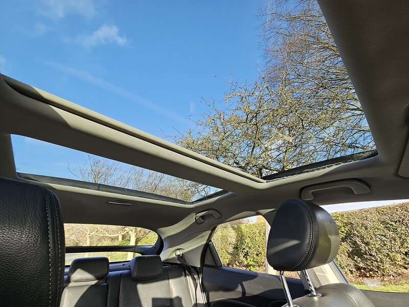 Used Honda Civic 2010 for sale - 76945289: Photo 27