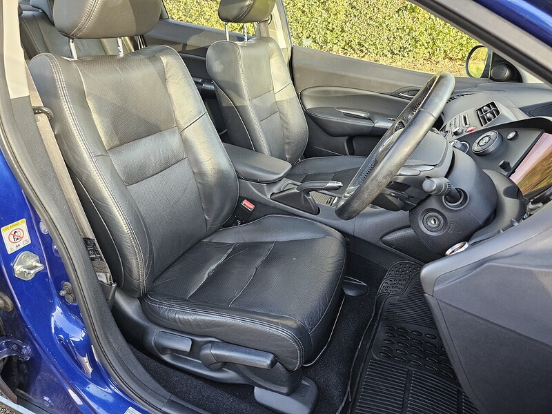 Used Honda Civic 2010 for sale - 76945289: Photo 32