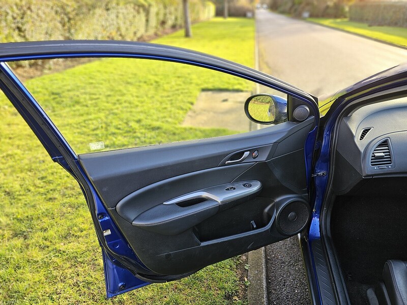 Used Honda Civic 2010 for sale - 76945289: Photo 42