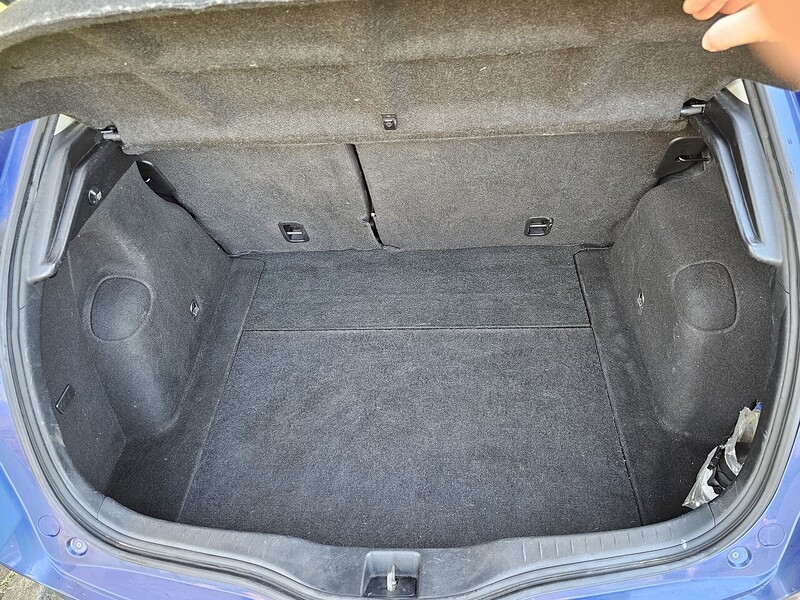 Used Honda Civic 2010 for sale - 76945289: Photo 5