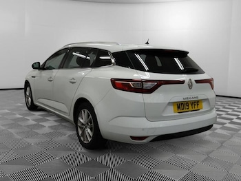 Used Renault Megane 2019 for sale - 75676222: Photo