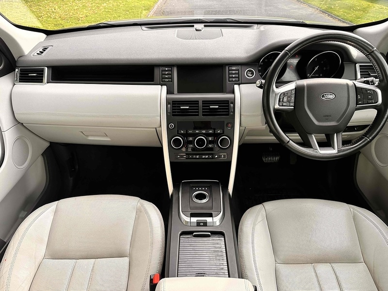 Used Land Rover Discovery Sport 2016 for sale - 76351766: Photo 15