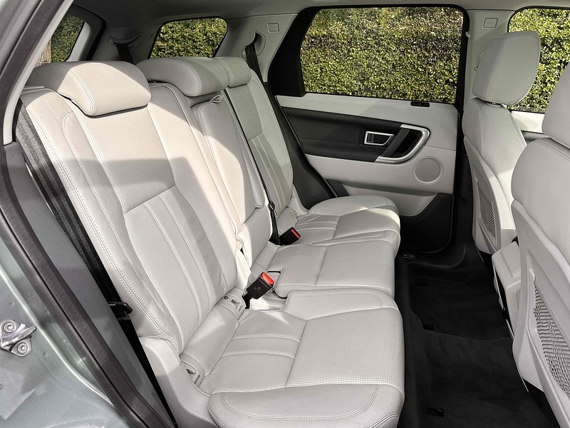 Used Land Rover Discovery Sport 2016 for sale - 76351766: Photo 22