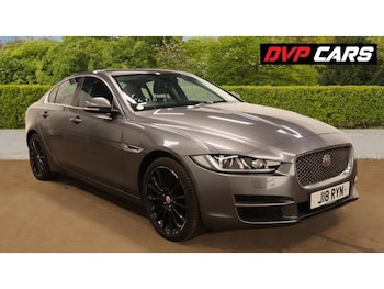 Used Jaguar XE 2017 for sale - 78451246: Photo