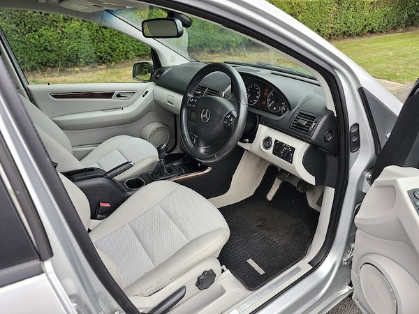 Used Mercedes-Benz A-Class 2009 for sale - 75462399: Photo 21