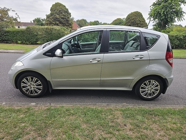 Used Mercedes-Benz A-Class 2009 for sale - 75462399: Photo 7
