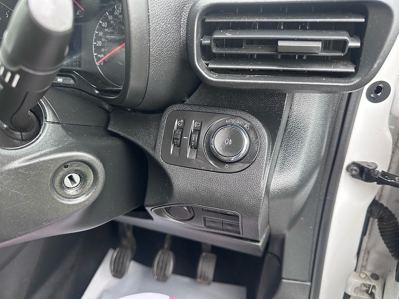 Used Vauxhall Combo 2019 for sale - 77798519: Photo 25