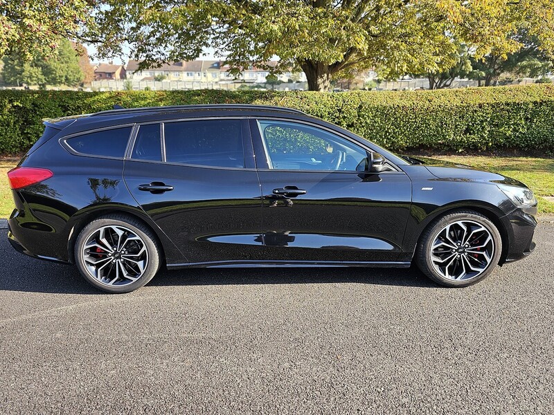 Used Ford Focus 2020 for sale - 76128063: Photo 2
