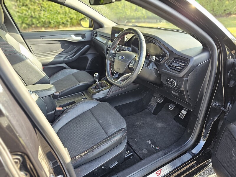 Used Ford Focus 2020 for sale - 76128063: Photo 27