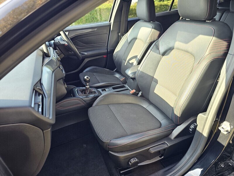 Used Ford Focus 2020 for sale - 76128063: Photo 32