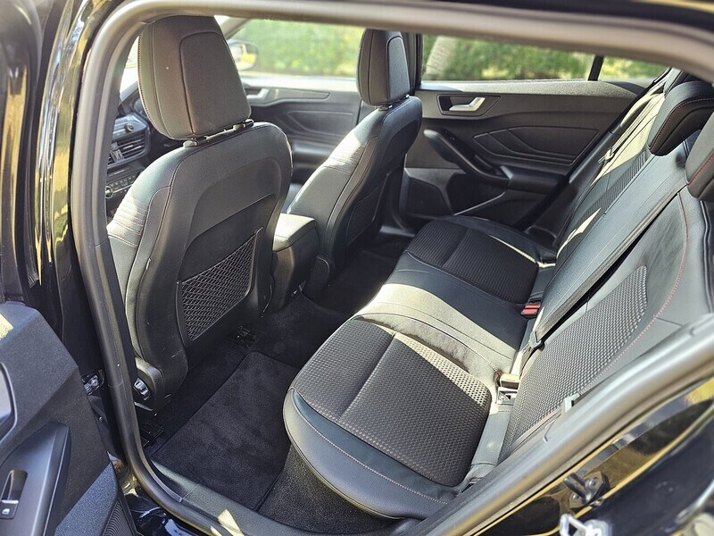 Used Ford Focus 2020 for sale - 76128063: Photo 33