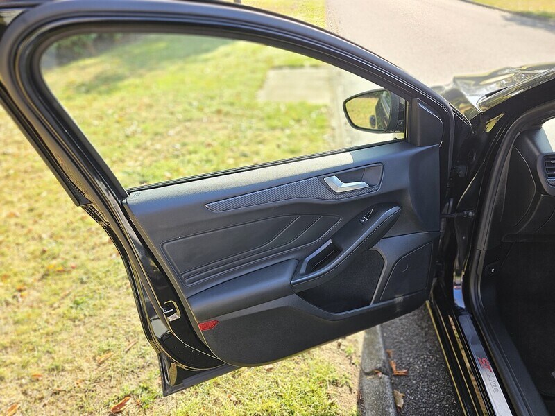 Used Ford Focus 2020 for sale - 76128063: Photo 39