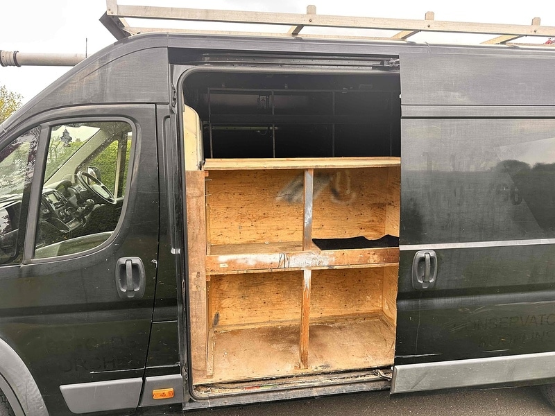 Vehicle 28
