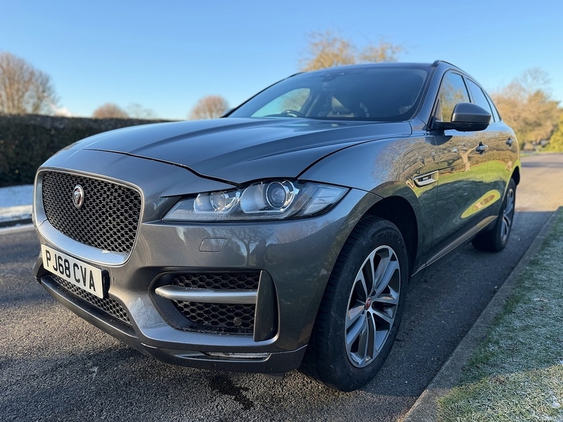 Used Jaguar F-Pace 2018 for sale - 77107270: Photo 11