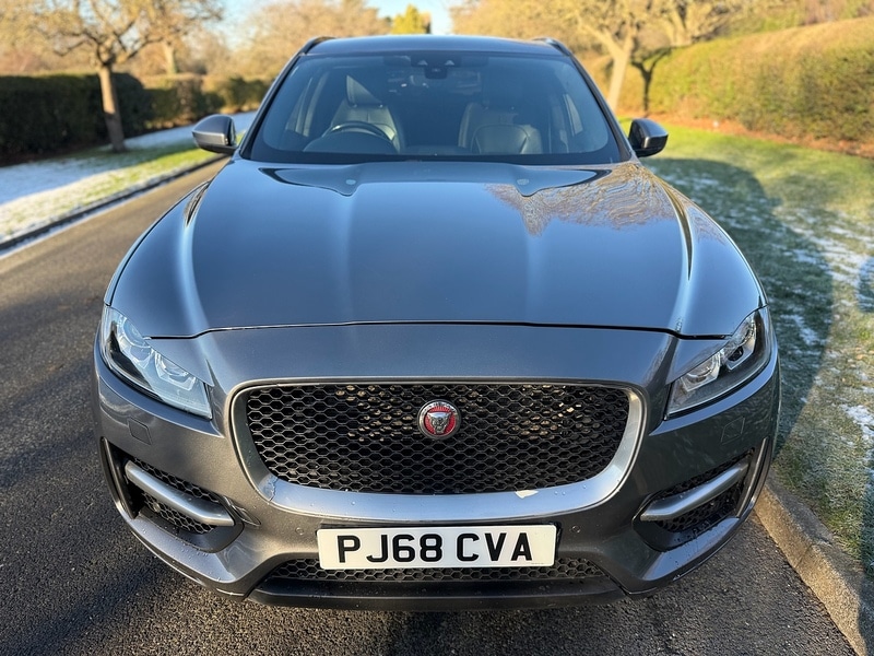 Used Jaguar F-Pace 2018 for sale - 77107270: Photo 12