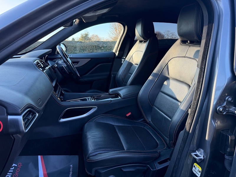 Used Jaguar F-Pace 2018 for sale - 77107270: Photo 18