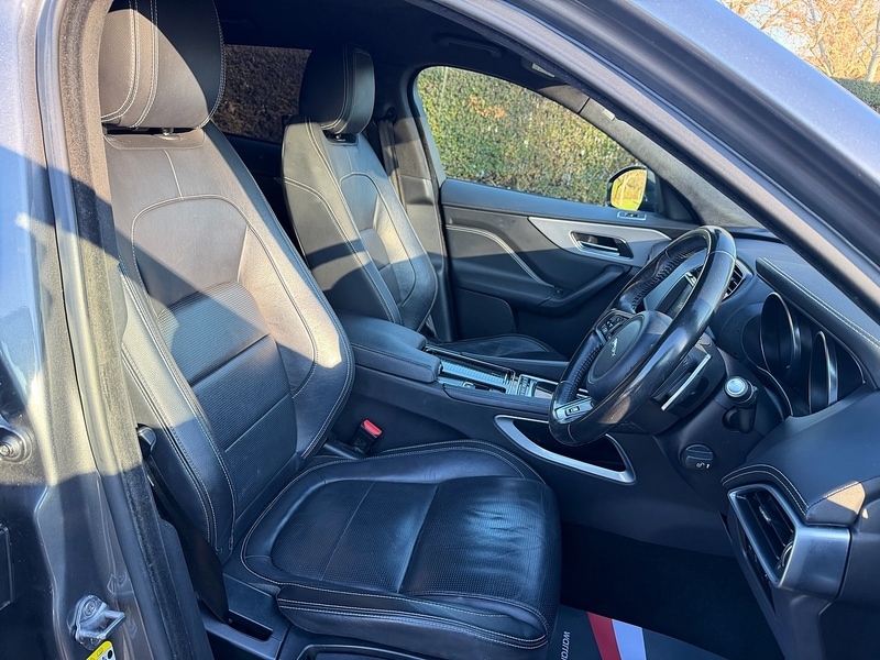 Used Jaguar F-Pace 2018 for sale - 77107270: Photo 24