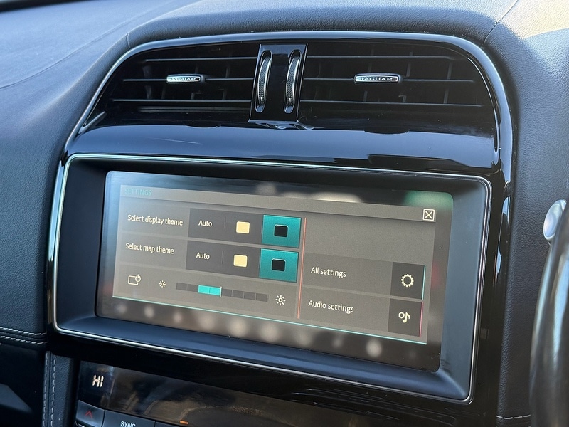 Used Jaguar F-Pace 2018 for sale - 77107270: Photo 35