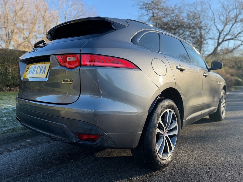 Used Jaguar F-Pace 2018 for sale - 77107270: Photo 4