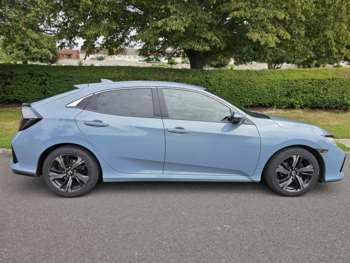 Used Honda Civic 2017 for sale - 75379347: Photo
